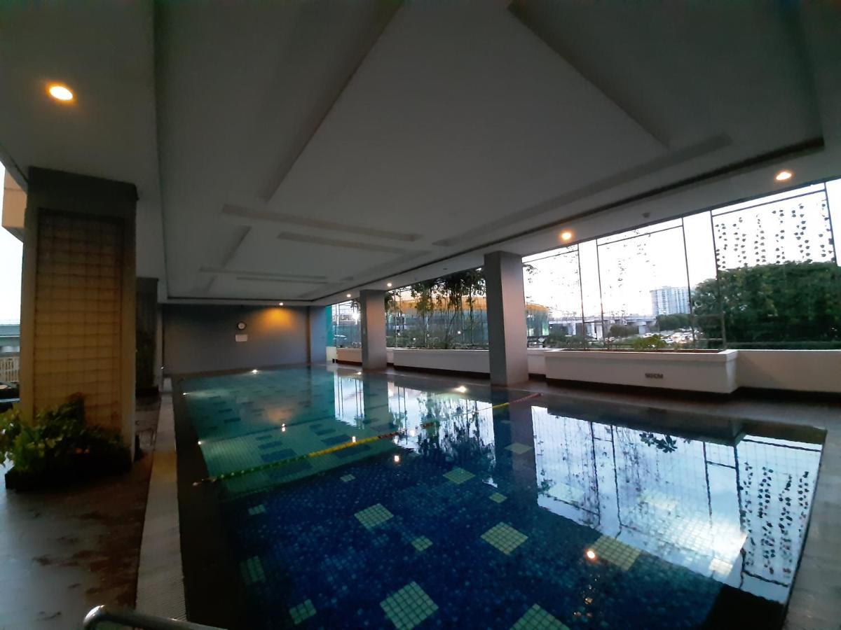 Cozy The H Residence Cawang By Bonzela Property Yakarta Exterior foto
