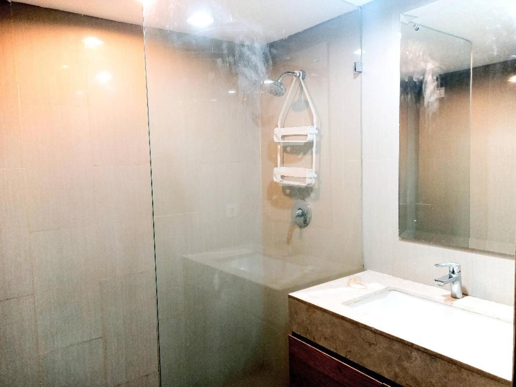 Cozy The H Residence Cawang By Bonzela Property Yakarta Exterior foto
